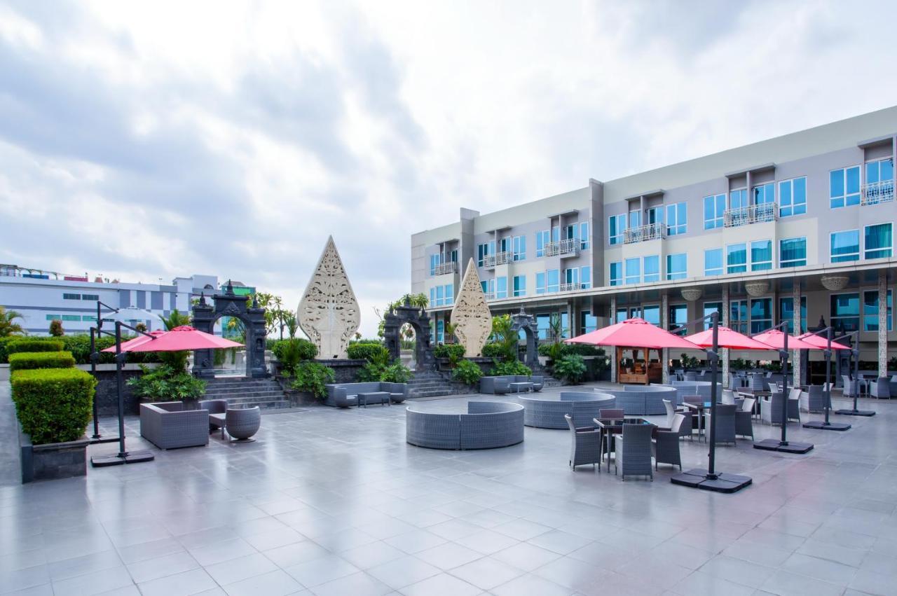 日惹阿迪苏芝普托美爵大酒店 Pakualaman 外观 照片